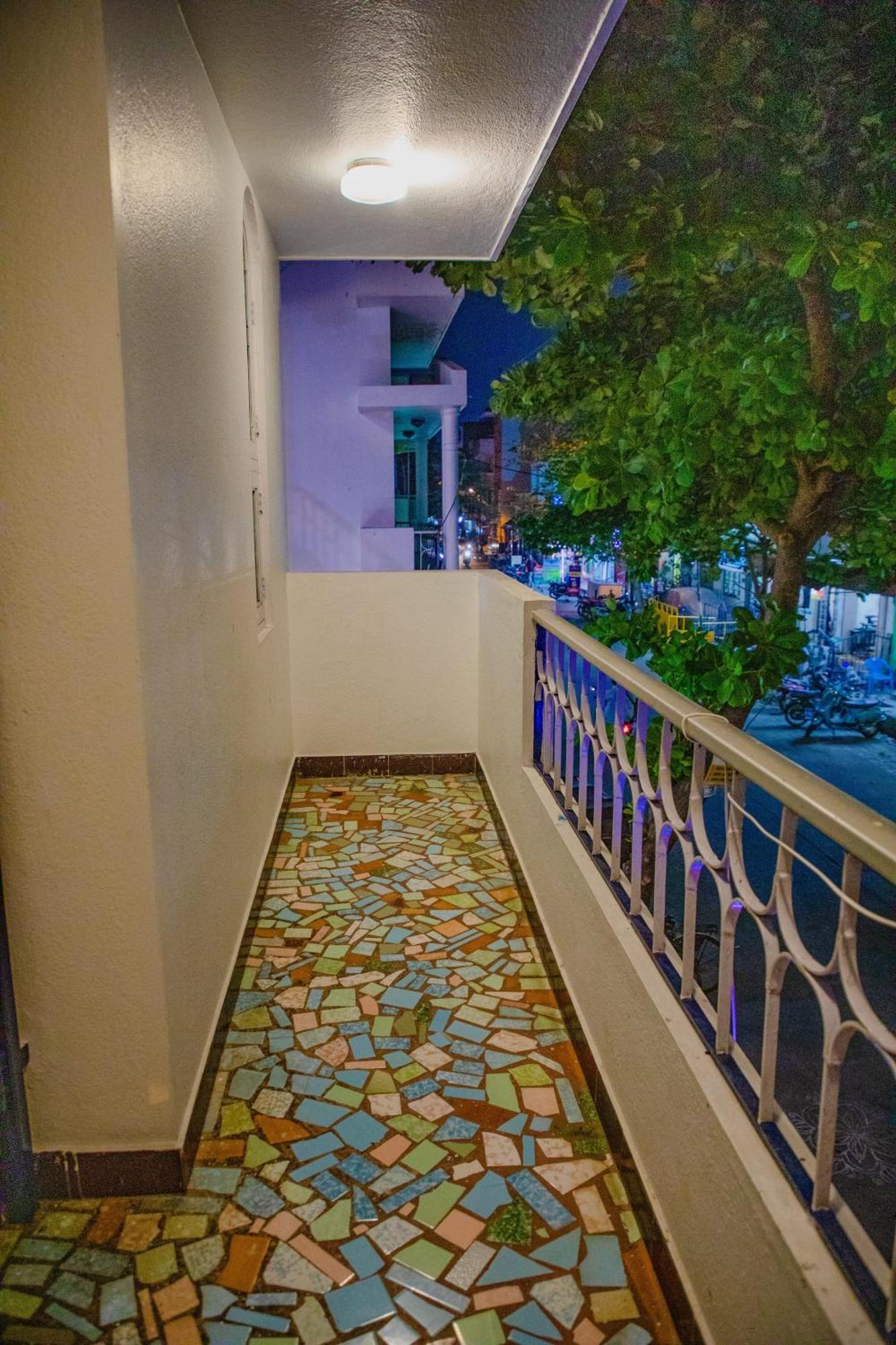 Maison Blanche Near Rock Beach Hotel Pondicherry Ngoại thất bức ảnh