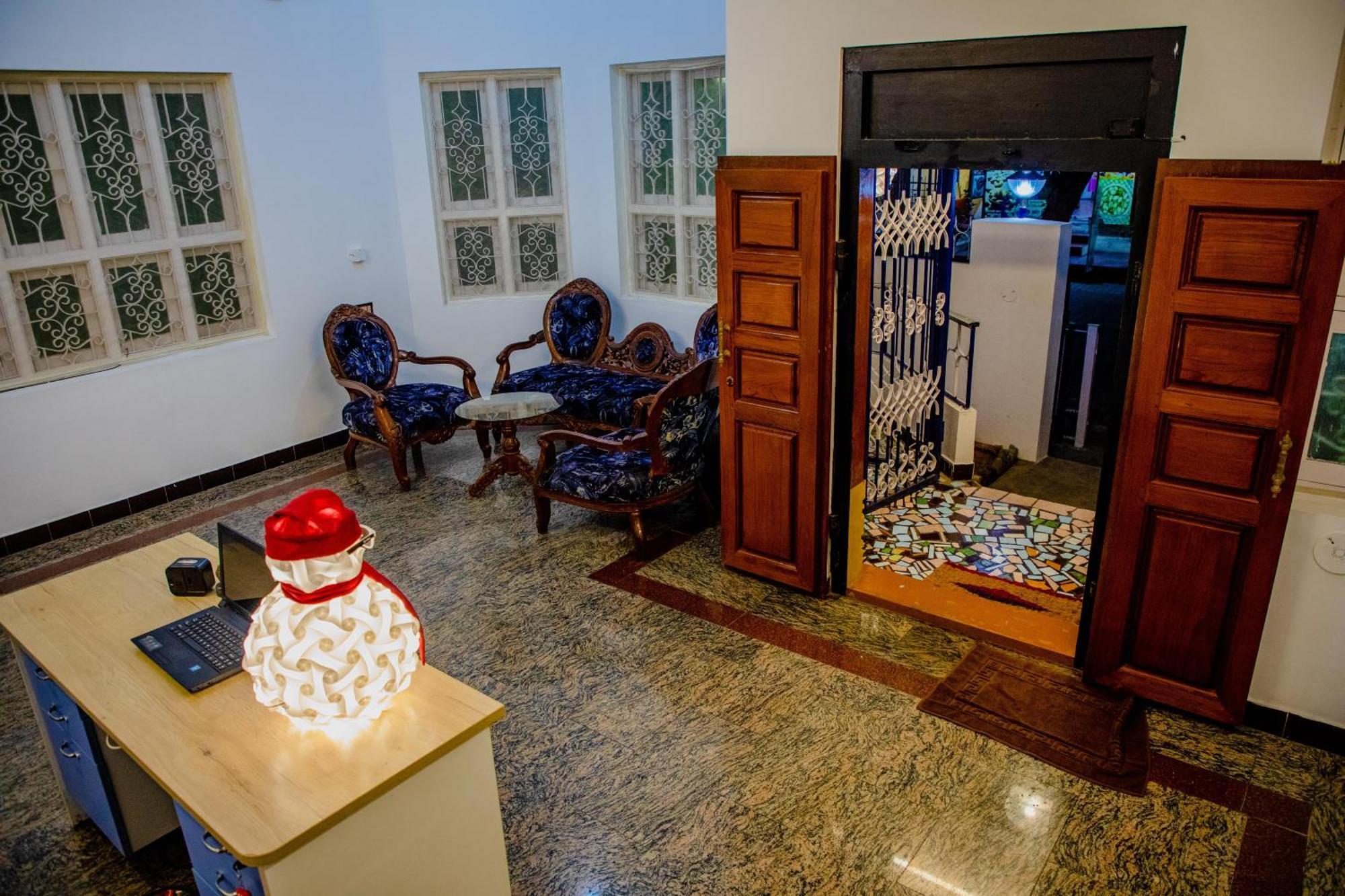 Maison Blanche Near Rock Beach Hotel Pondicherry Ngoại thất bức ảnh