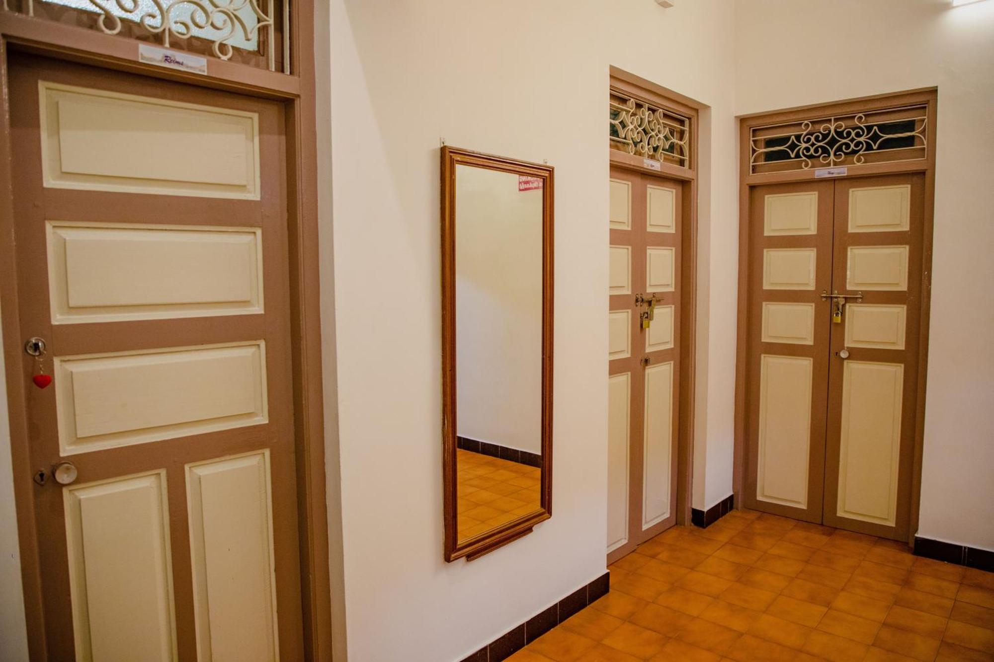 Maison Blanche Near Rock Beach Hotel Pondicherry Ngoại thất bức ảnh