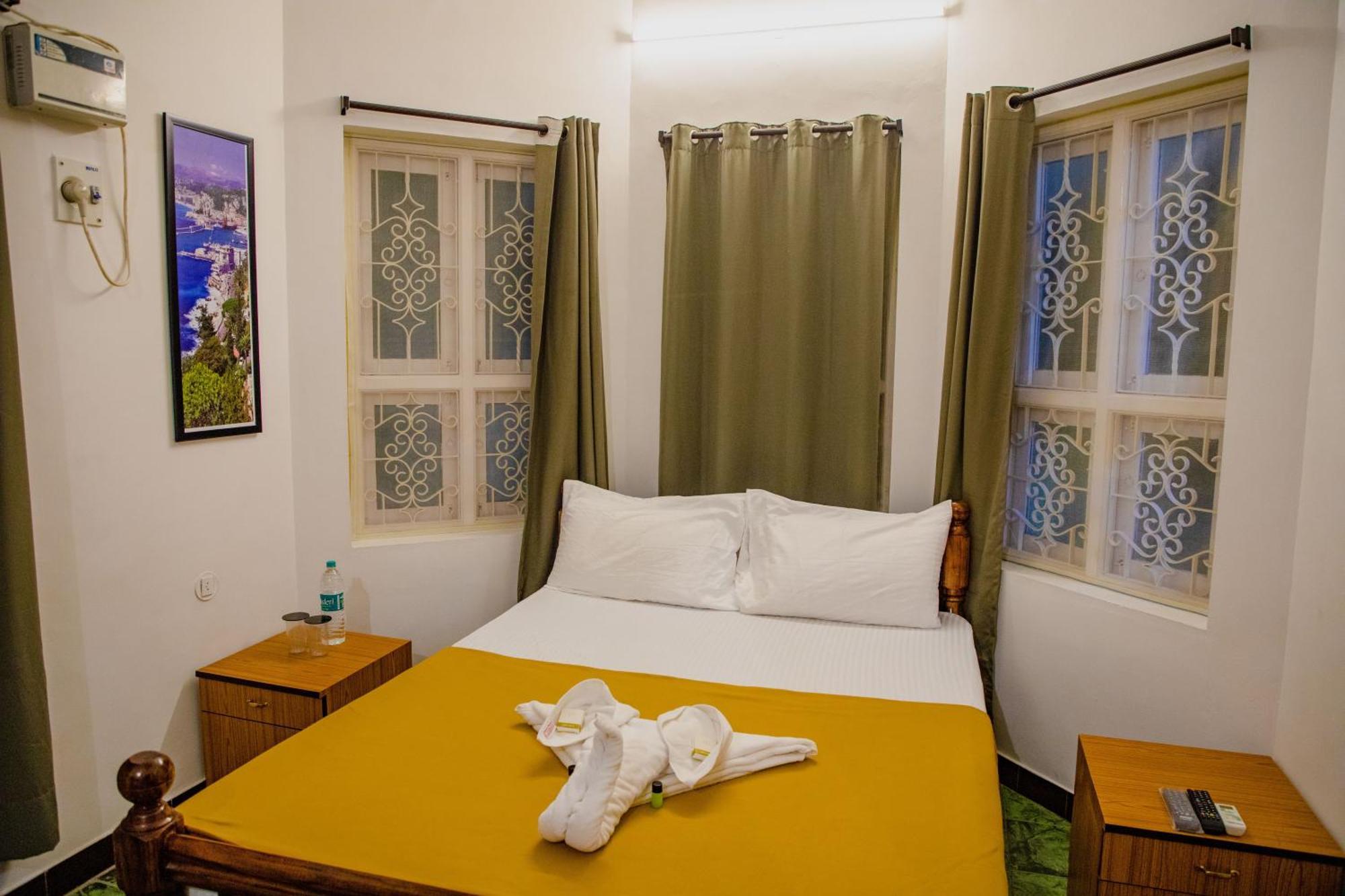 Maison Blanche Near Rock Beach Hotel Pondicherry Ngoại thất bức ảnh