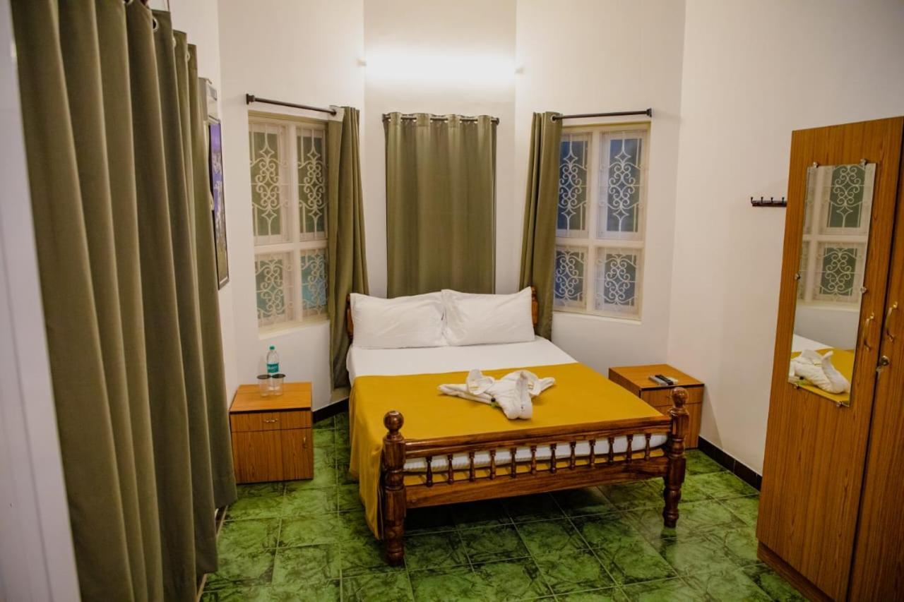 Maison Blanche Near Rock Beach Hotel Pondicherry Ngoại thất bức ảnh